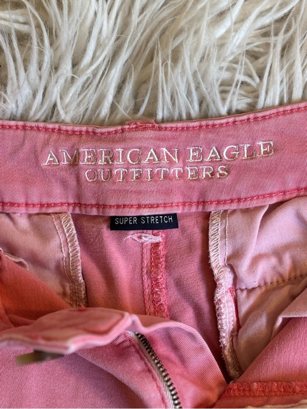 American Eagle Midi Super Stretch Pink Shorts Size 8 EUC - Picture 6 of 7